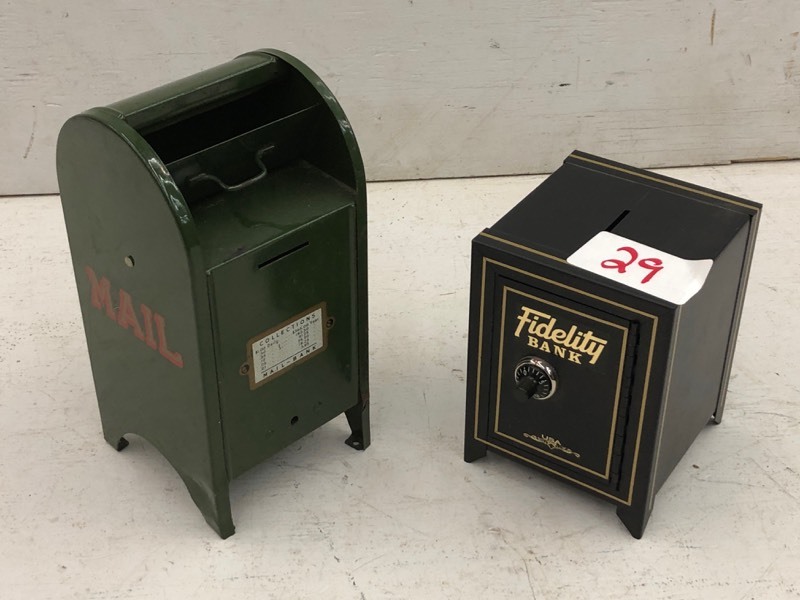 lot 29 image: Mailbox & Safe Piggy Banks