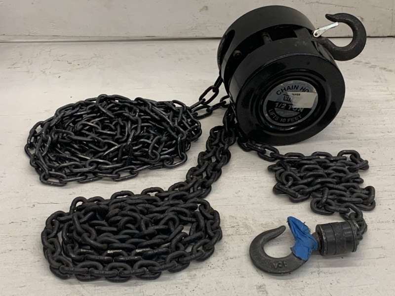 lot 70 image: Wel-Bilt Chain Hoist