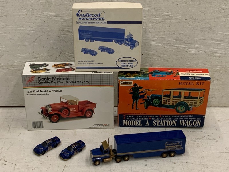 lot 105 image: (2) Scale Model Kits & (1) Die-Cast Semi Set