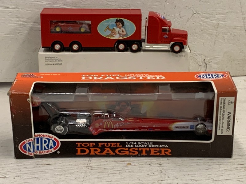 lot 109 image: Die-Cast Dragster & Amoco Holiday Truck