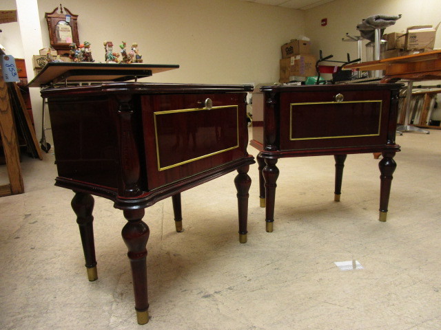 EUROPEAN STYLE, HIGH GLOSS NIGHT STANDS