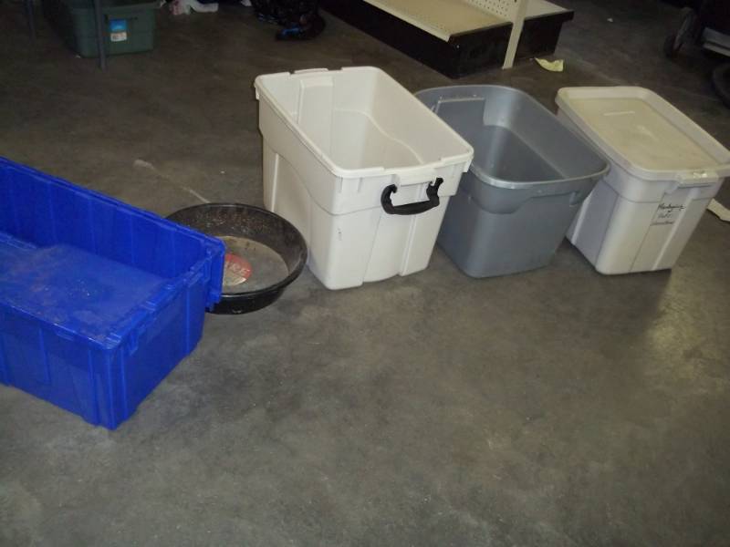 lot 105 image: Totes and plastic Tubs