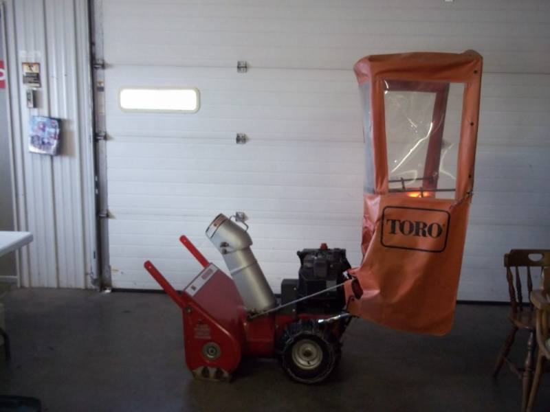 lot 5 image: Snow blower MTD 8 HP 24 wide with Enclosure