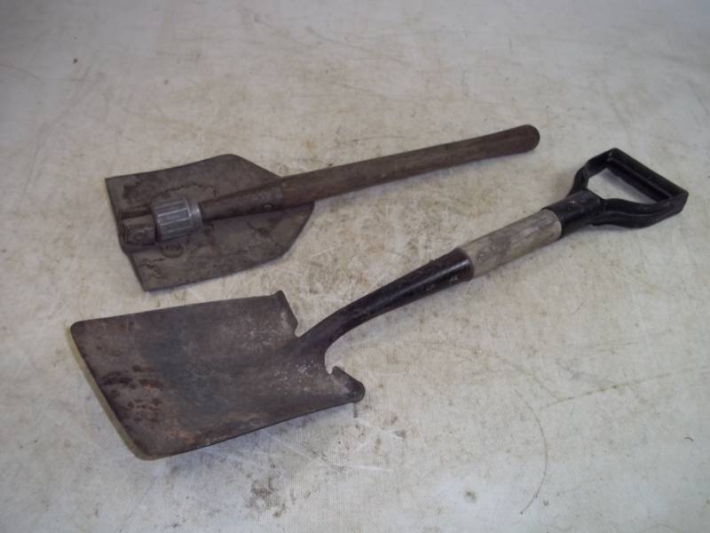 lot 119 image: Pair of Shovels