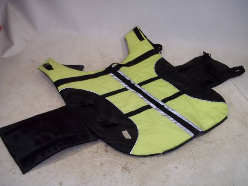 lot 149 image: Large Dog Life Vest