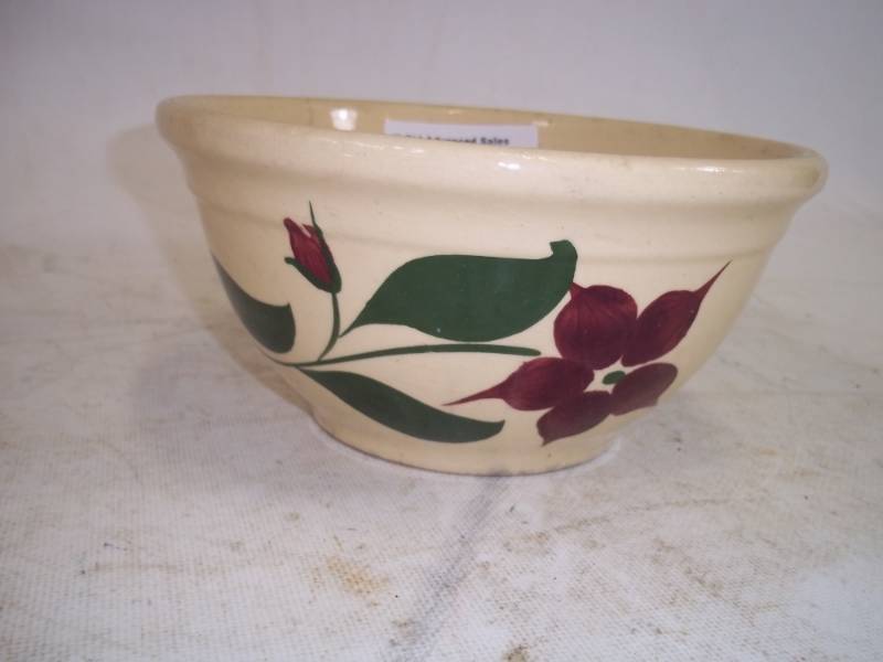 lot 61 image: Vintage Watts Advertisement Bowl