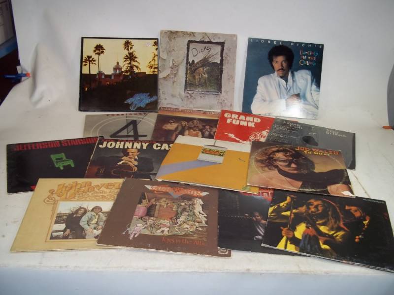 lot 79 image: 15 Vintage Rock Records