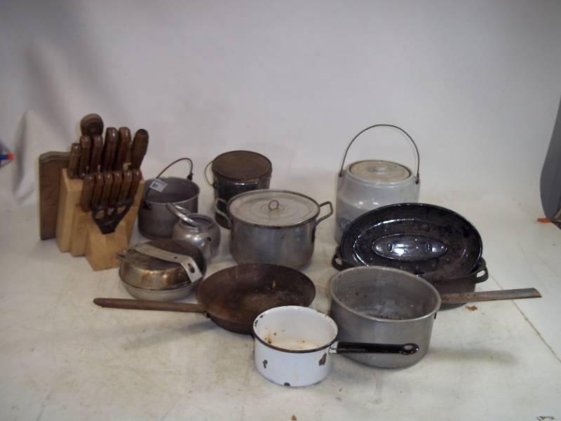 lot 81 image: Vintage Cookware with Army Mess kit, Knife Set and cutting boards