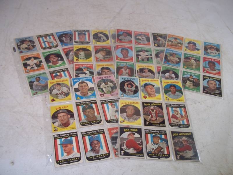 lot 15 image: 1959 Topps with Mickey Mantle