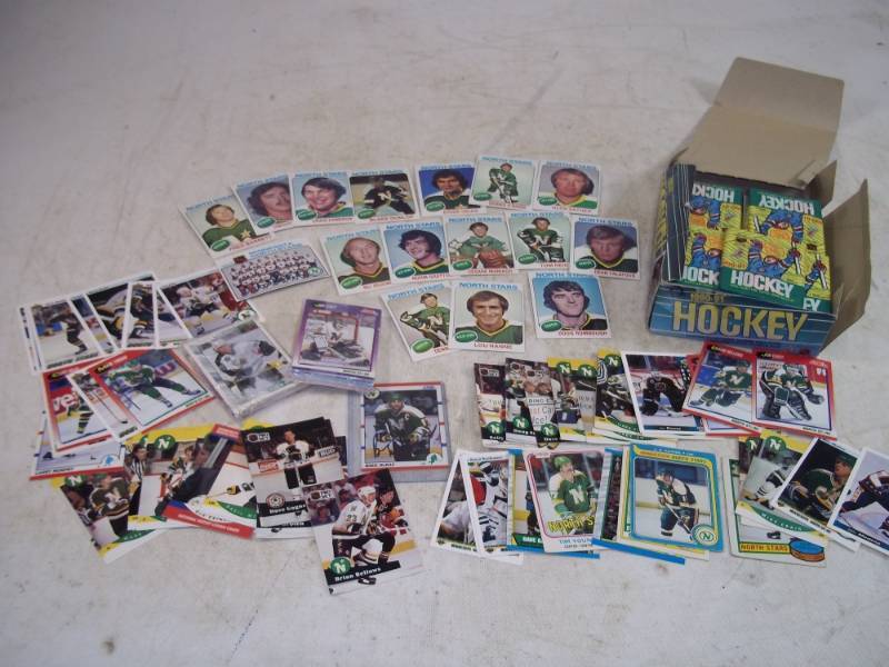 lot 34 image: Hockey Cards of 1976 Minnesota Northstars Complete Set and Much more
