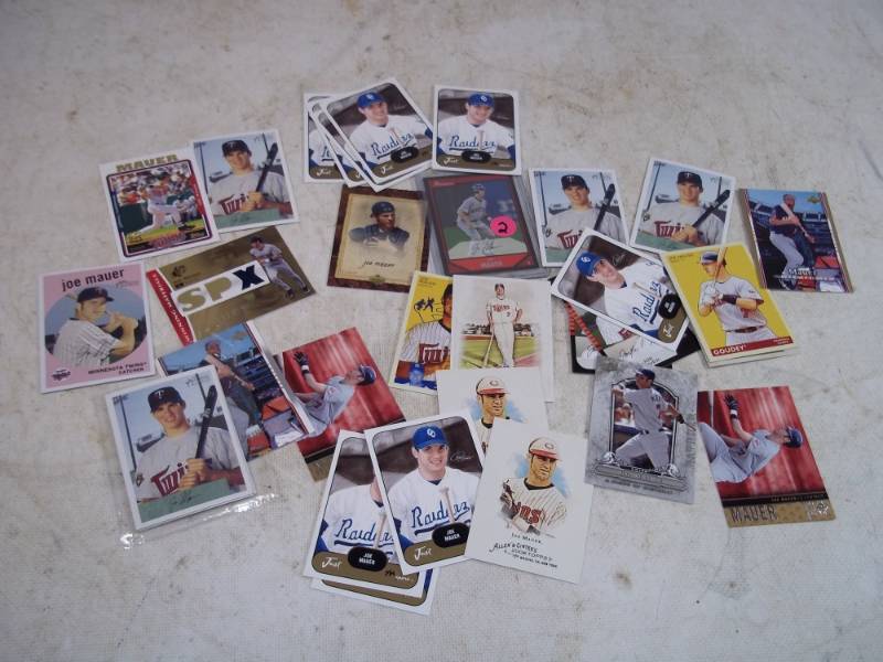 lot 36 image: Joe Mauer Baseball Cards nice collection