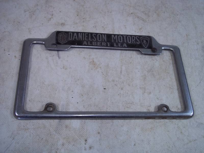 lot 182 image: Vintage Dodge Plymouth License Plate Frame Solid 