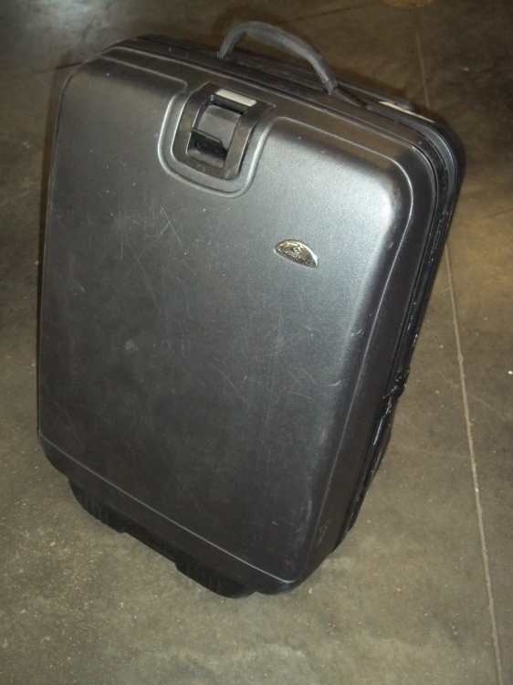 lot 205 image: Hard Side Suitcase