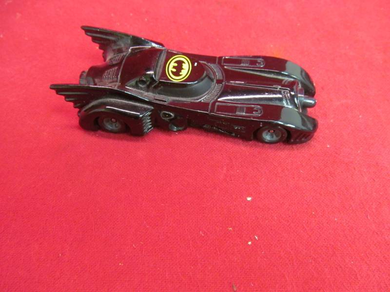 DC Comic Bat mobile