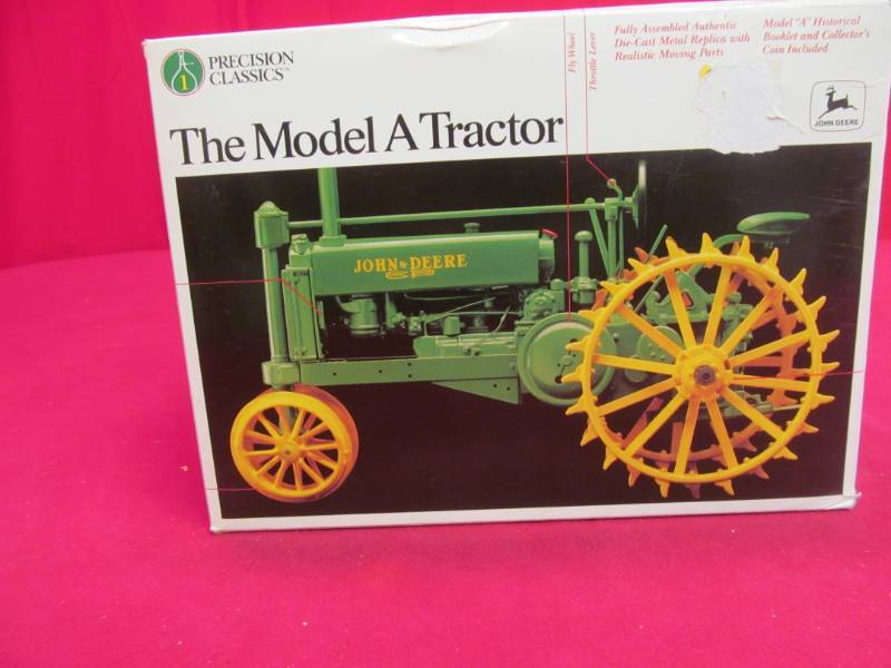 Ertl john Deere model tractor