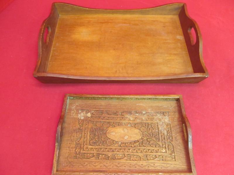 trays