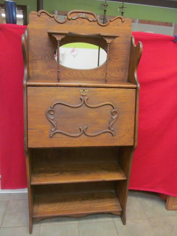 Antique secteratary