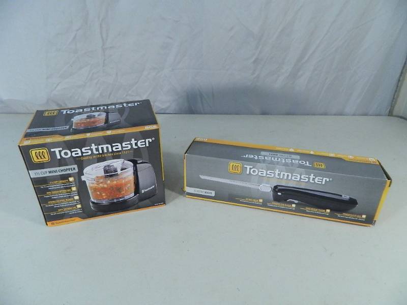 lot 35 image: 2 New Toastmaster Appliances