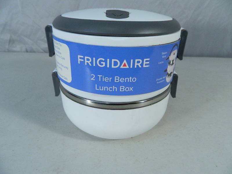 lot 48 image: New Frigidaire 2 Tier Bento Lunchbox