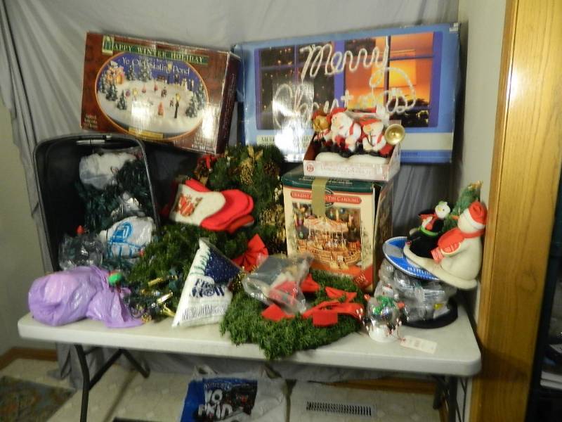 lot 141 image: Holiday Decor, LED Lights, More
