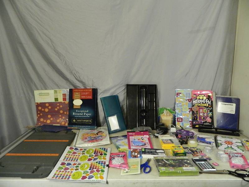 lot 143 image: Large Cutter, Craft Items, More