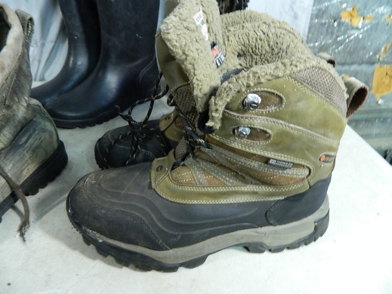 lot 87 image: Hunting Boots, Fishing Tackle