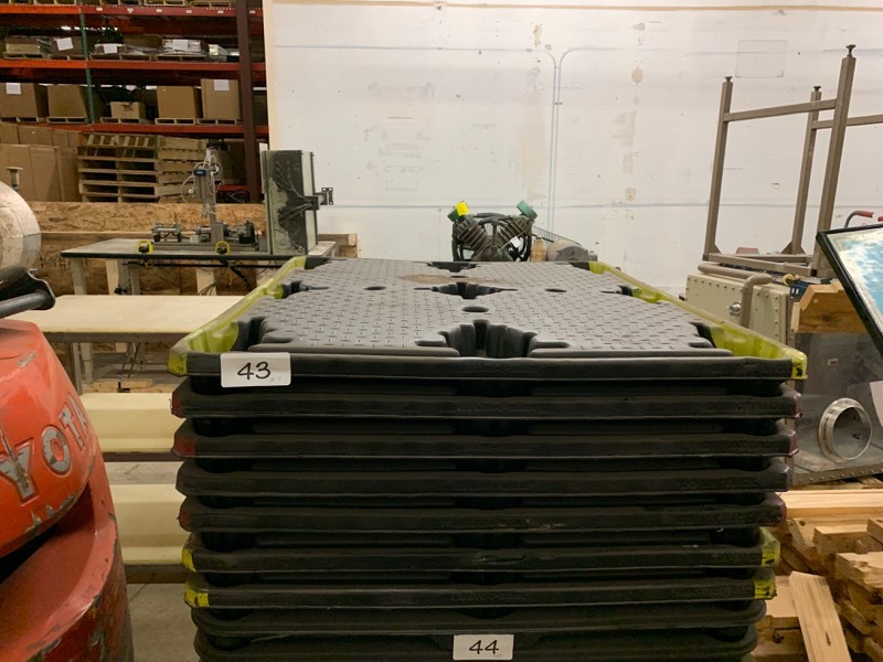 7 plastic pallets