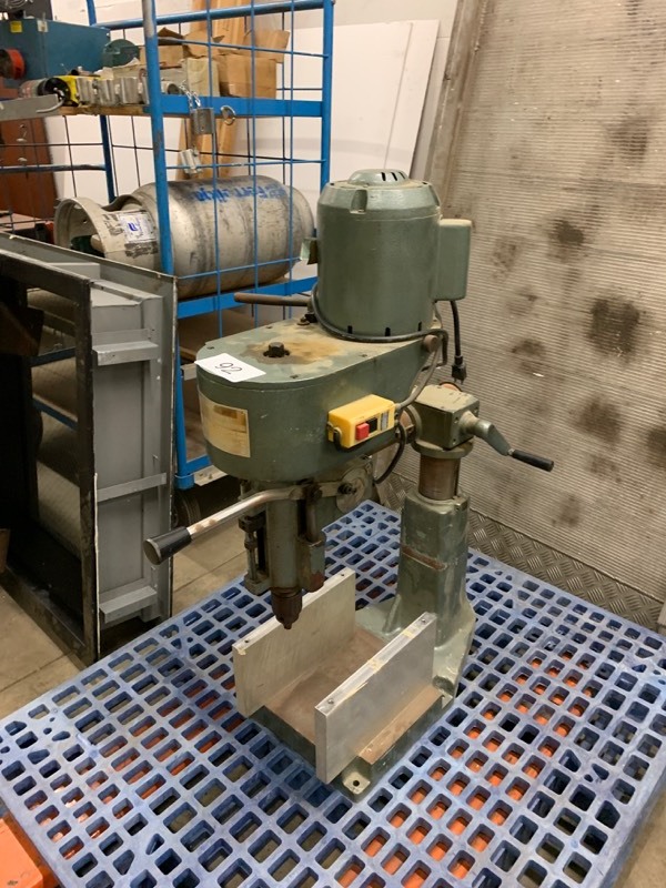 Radial drill press