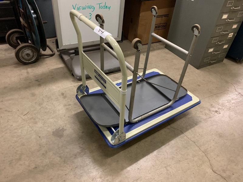 2 small carts