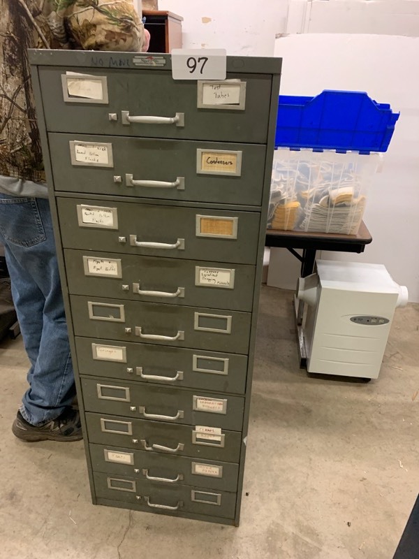 Heavy duty parts cabinet