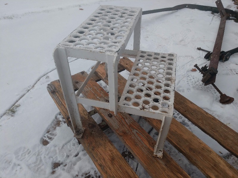 lot 3 image: Industrial Steel Steps