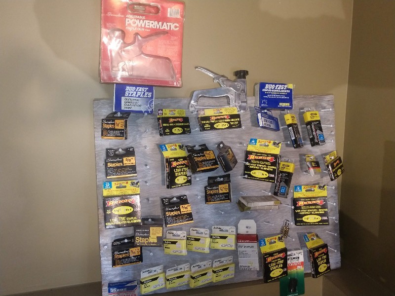 lot 51 image: Swingline Powermatic Staple Gun and Swingline Staple Lot