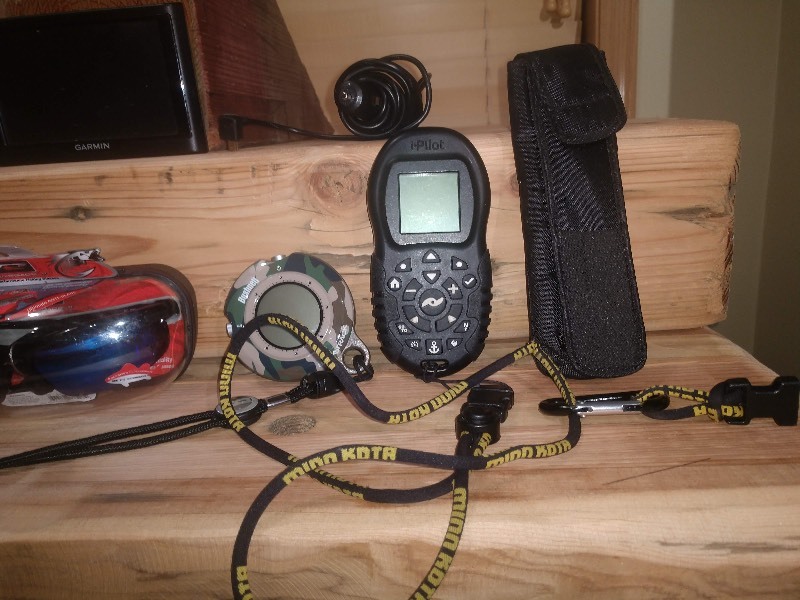 lot 78 image: Refrigerator Water Filters and GPS Devices