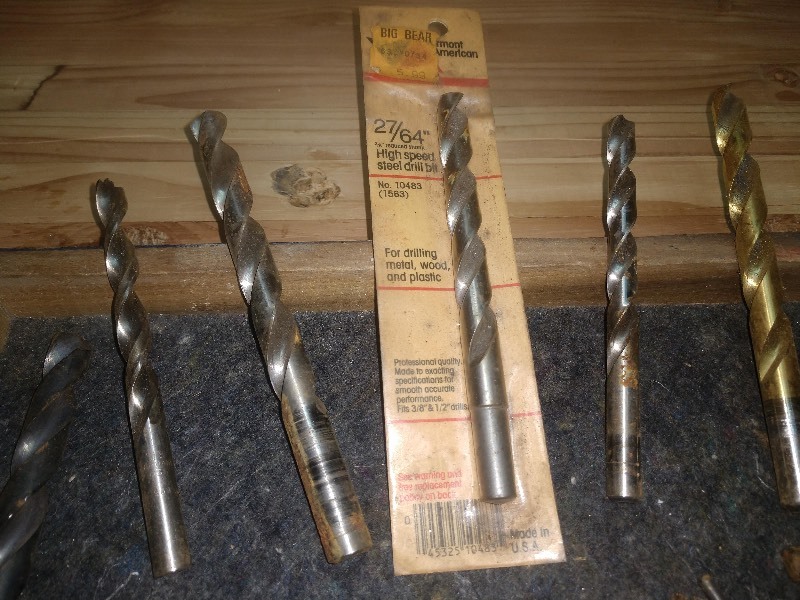 lot 109 image: Lot of Vintage Drill Bits
