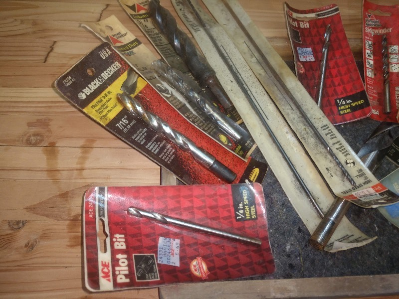 lot 115 image: Lot of Various Drill Bits