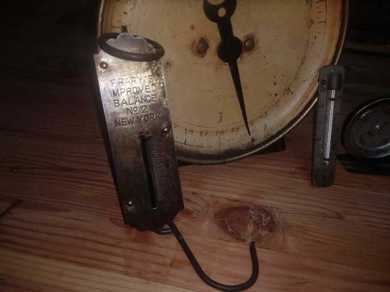 lot 132 image: Two Vintage Scales, Minneapolis Honeywell Thermometer (No Mercury) and Steampunk Items