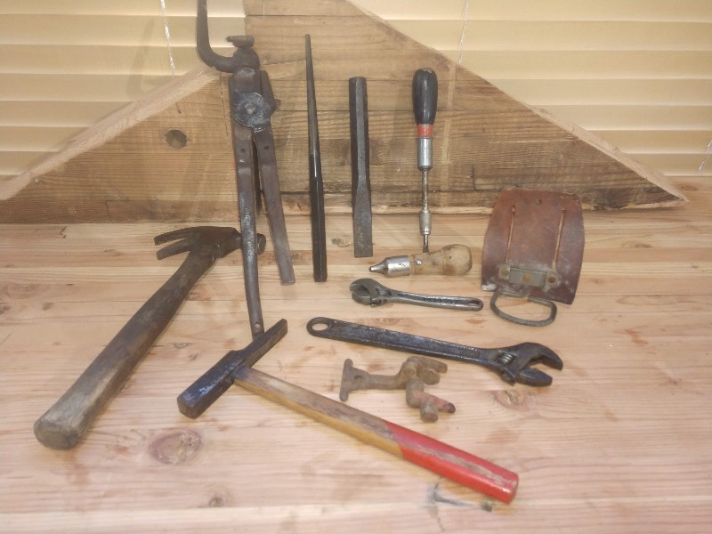 lot 134 image: Vintage Tools