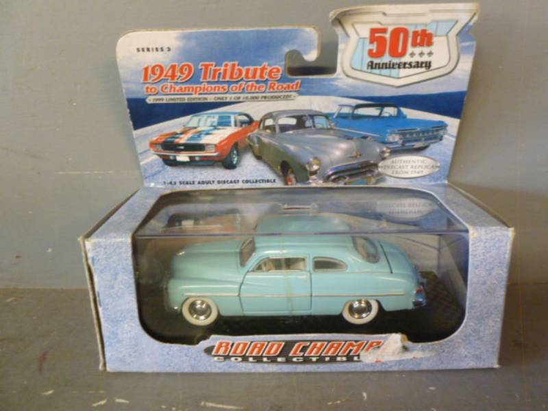 lot 36 image: Die Cast Metal Car