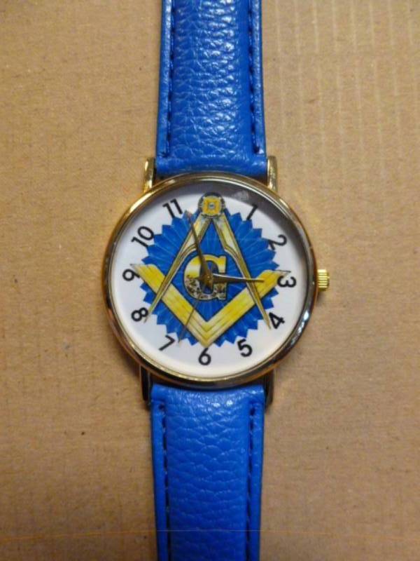 lot 44 image: Collector Watch