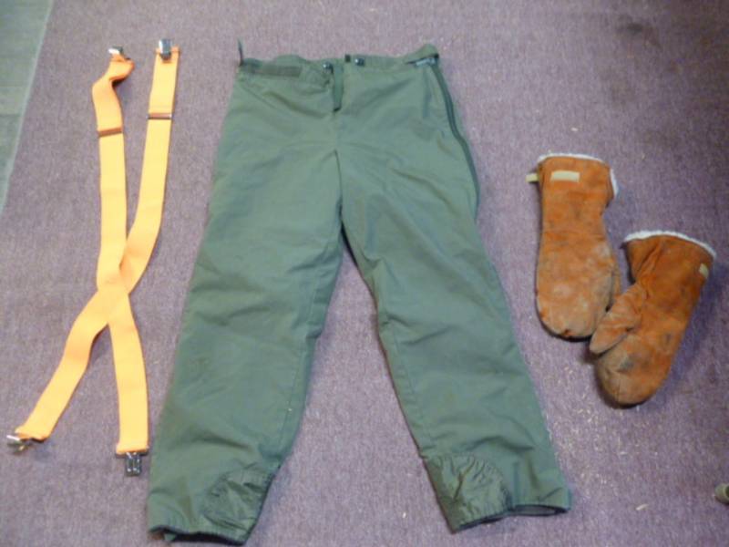 lot 66 image: Hunting Items