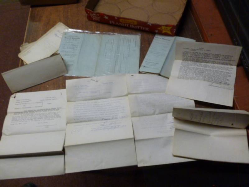 lot 92 image: Antique Paper Items