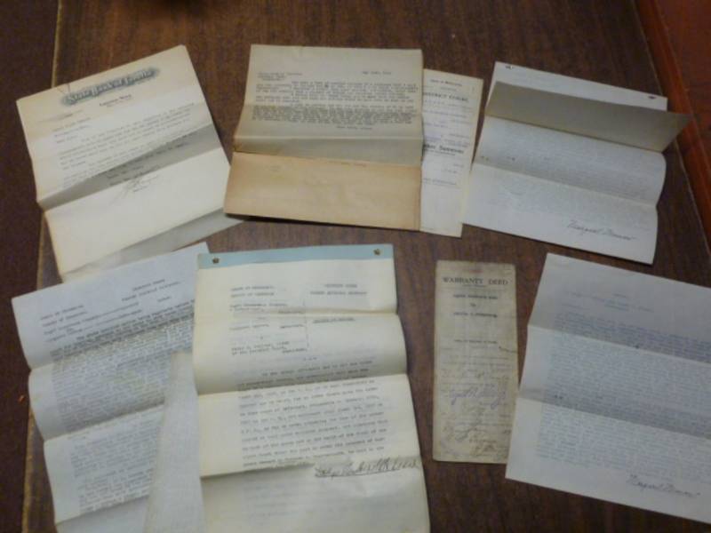 lot 93 image: Antique Paper Items