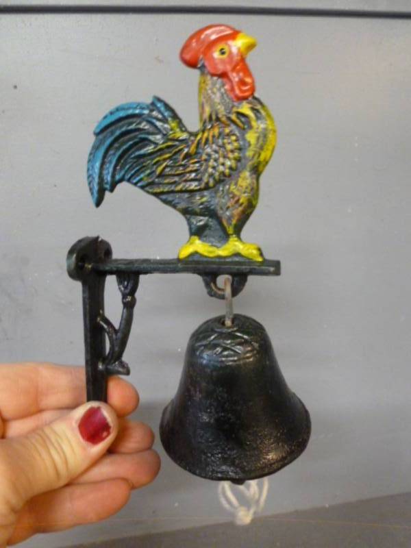 lot 111 image: Cast Iron Bell