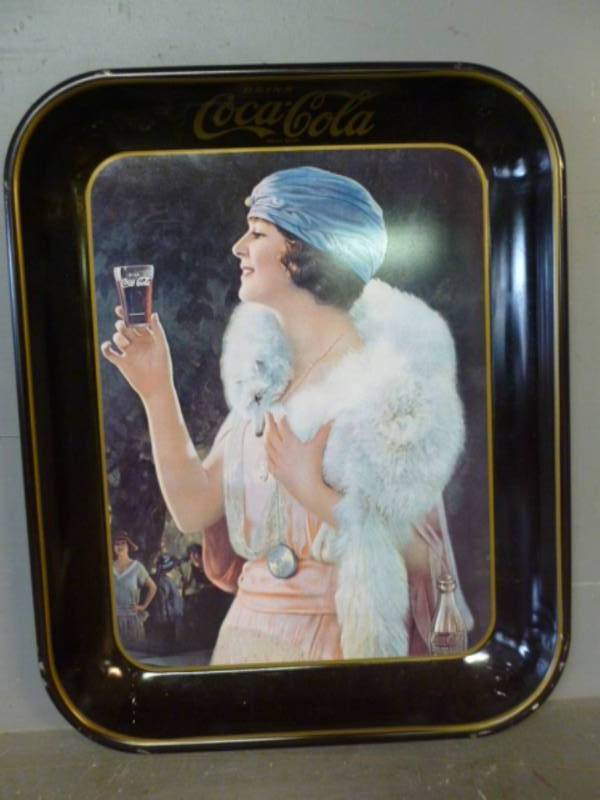 lot 141 image: Vintage Coca-Cola Tray