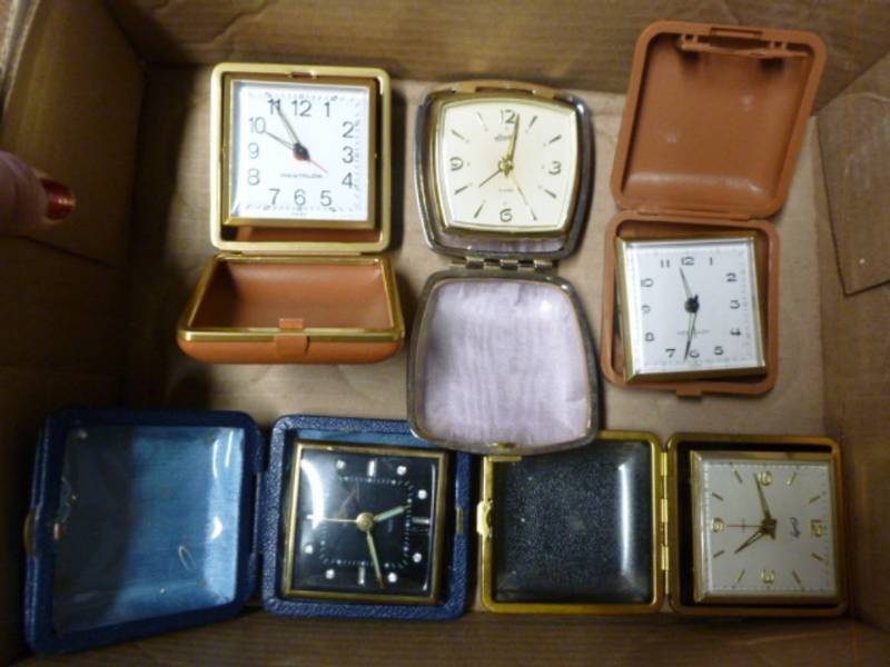 lot 145 image: Vintage Clocks