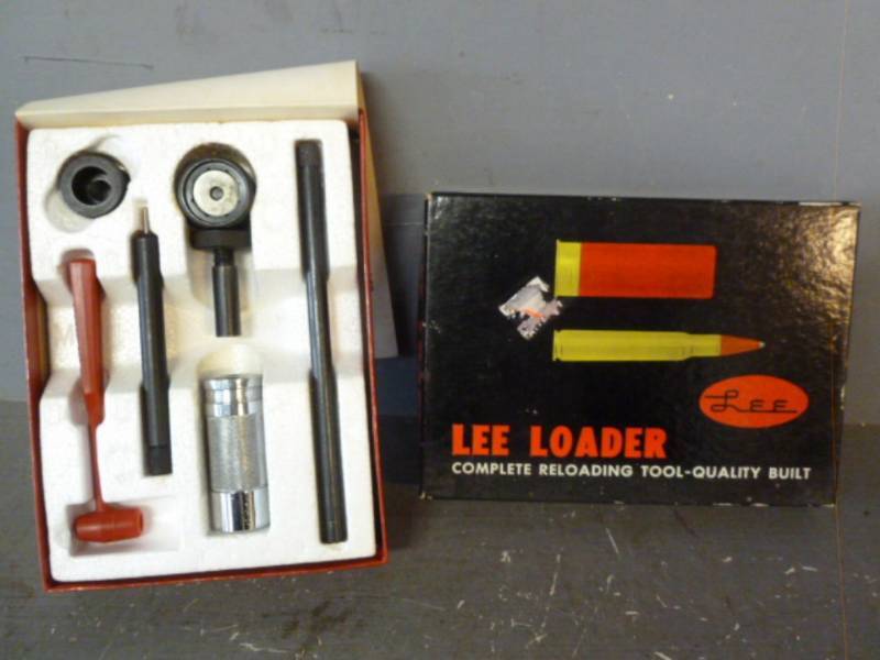 lot 174 image: Vintage Reloading Tool