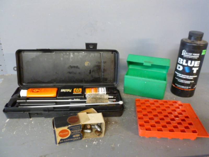 lot 180 image: Gun Cleaning Kit