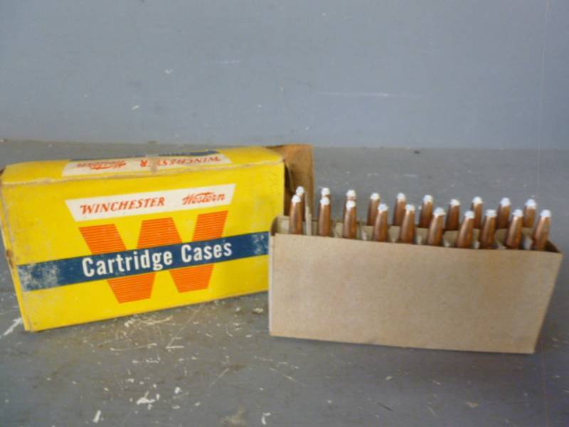 lot 189 image: Vintage Ammo