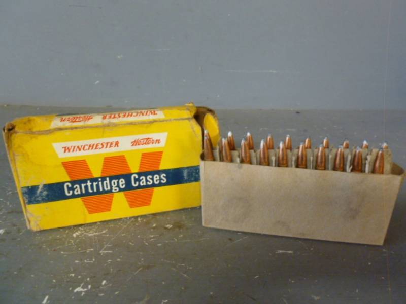 lot 190 image: Vintage Ammo
