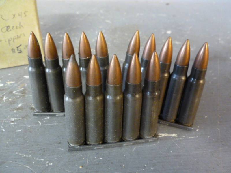 lot 197 image: Military Ammo